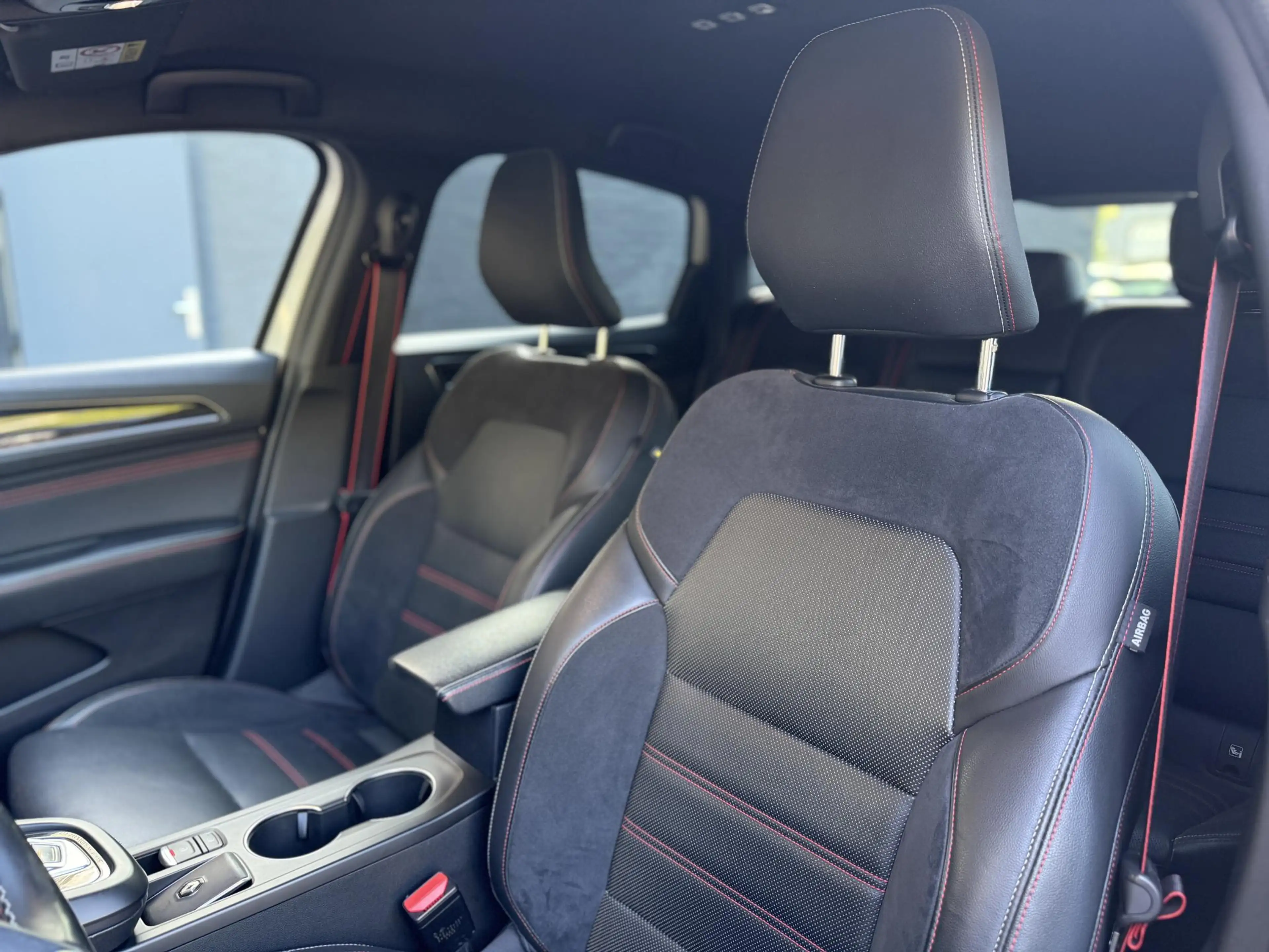 Renault Arkana 1.6 E-Tech Hybrid 145 R.S. Line l Stoelverwarming — photo 5