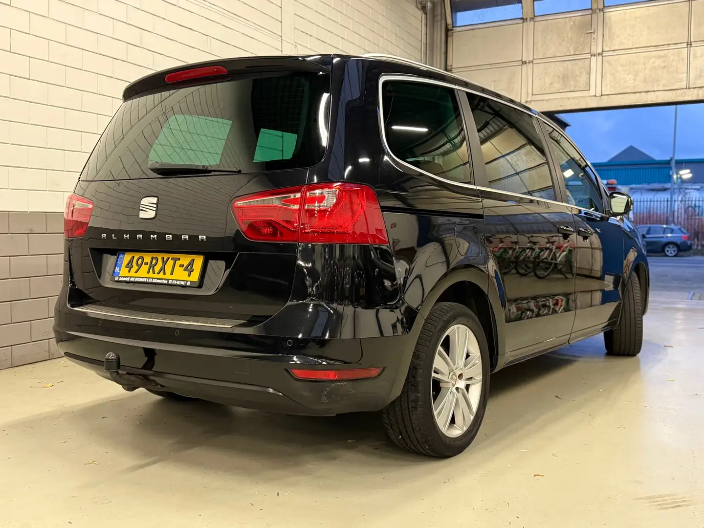SEAT Alhambra 1.4 TSI Style 7p Zwart - 2