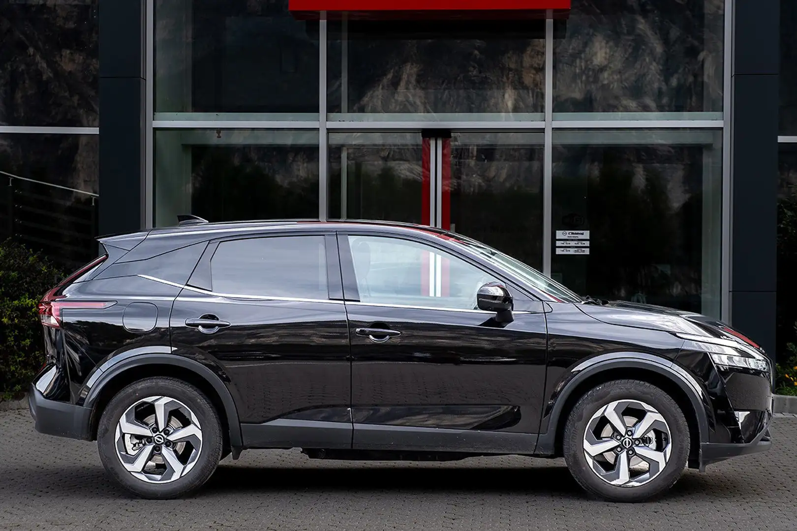 Nissan Qashqai 1.3 Mild Hybrid 140cv N-Connecta 2WD 2127640 Noir - 2