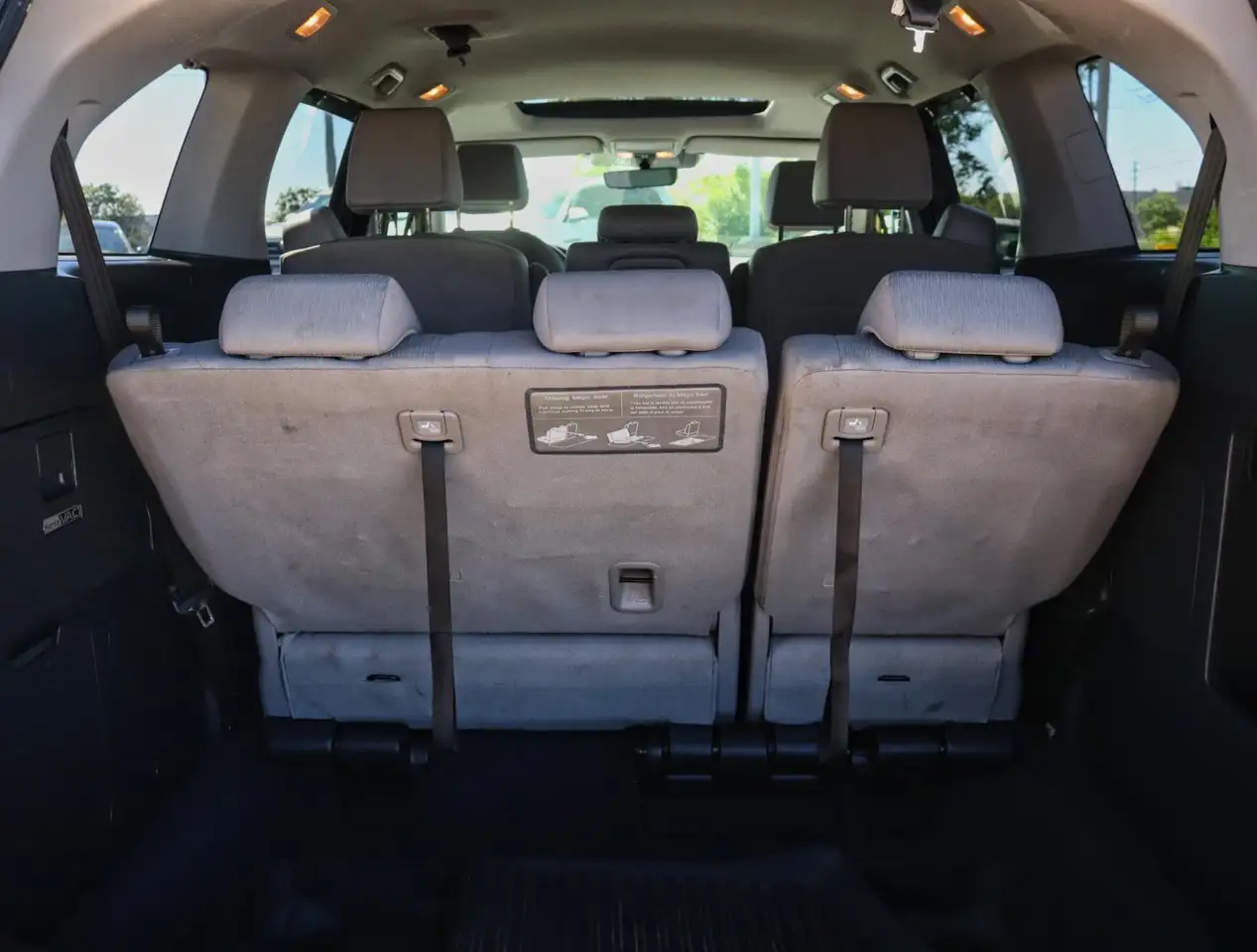 Honda Odyssey снимка Honda Odyssey