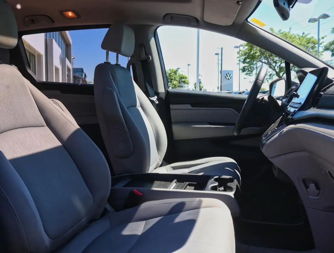 Honda Odyssey снимка Honda Odyssey