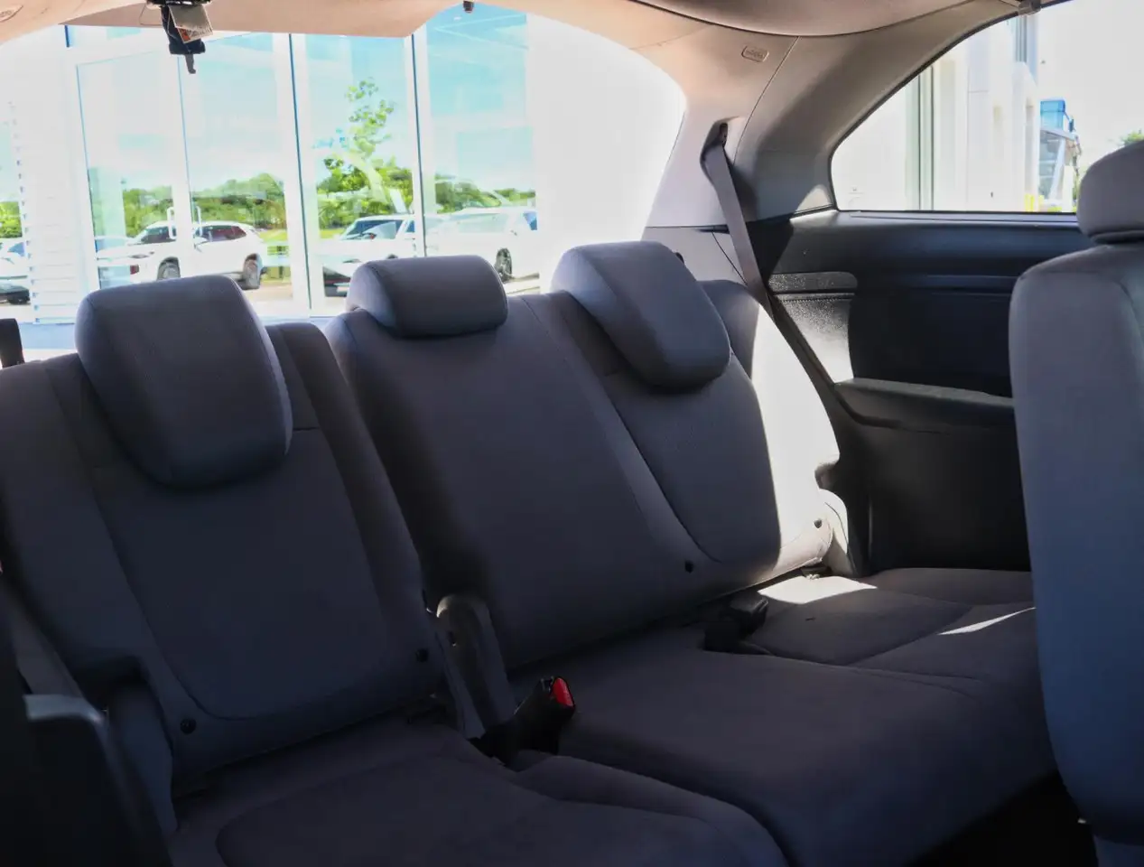 Honda Odyssey снимка Honda Odyssey