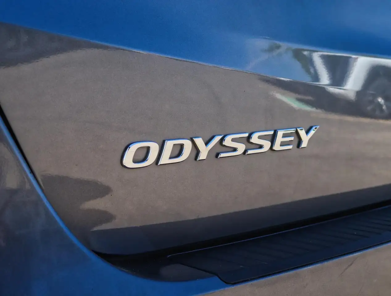 Honda Odyssey снимка Honda Odyssey