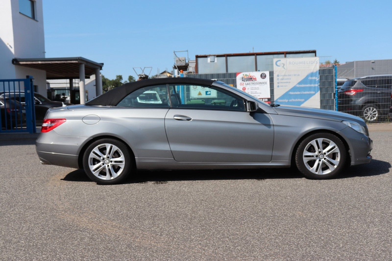 Mercedes-Benz E 350 E Cabrio CDI BlueEfficiency — photo 6