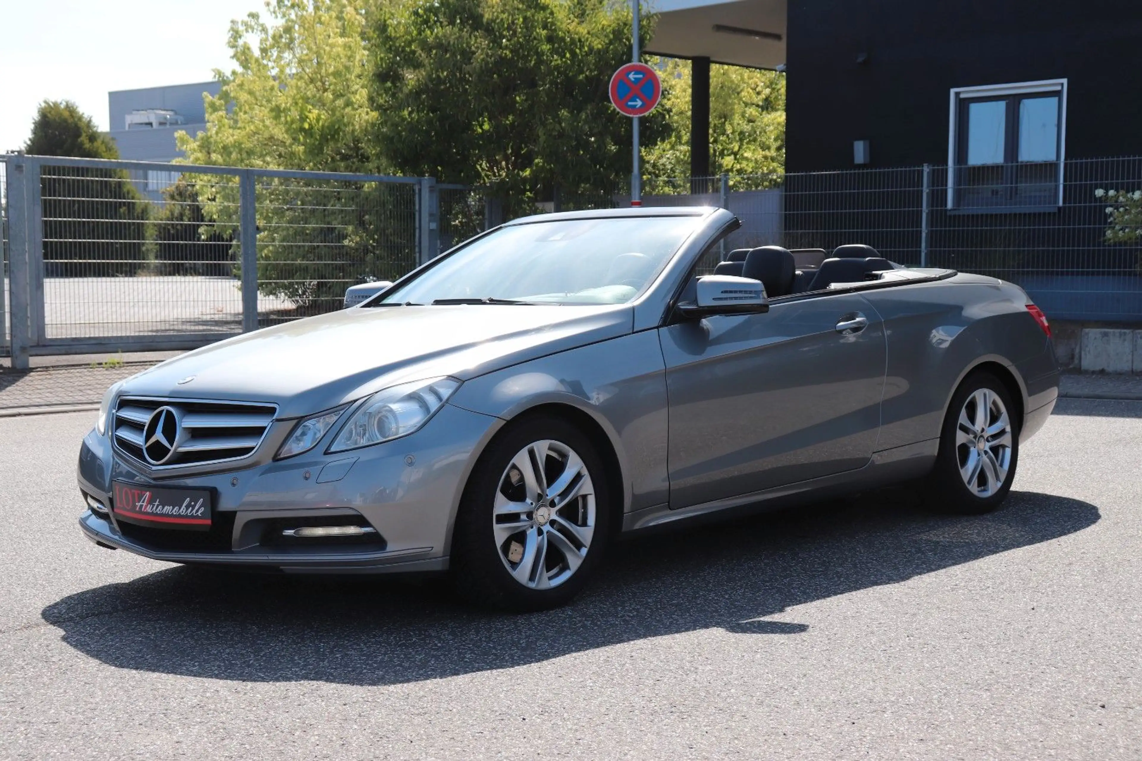Mercedes-Benz E 350 E Cabrio CDI BlueEfficiency — photo 15