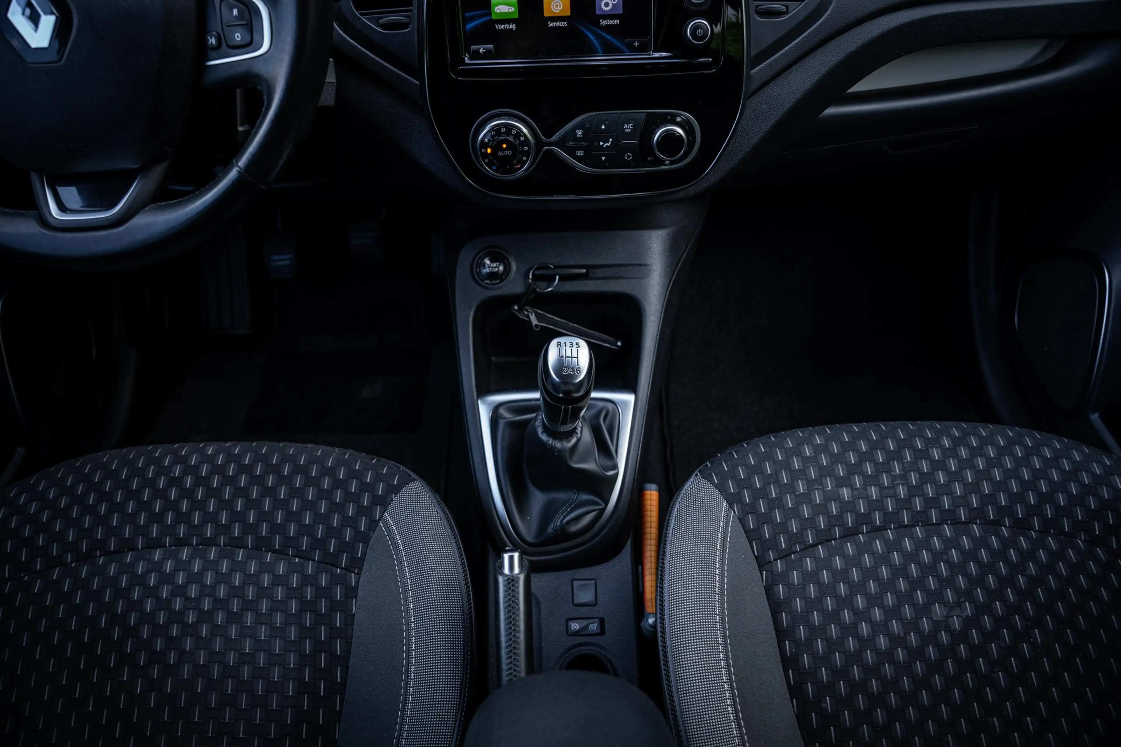 Renault Captur 1.2 TCe 120pk AUT Intens Camera|Climate-controle|2 — photo 18
