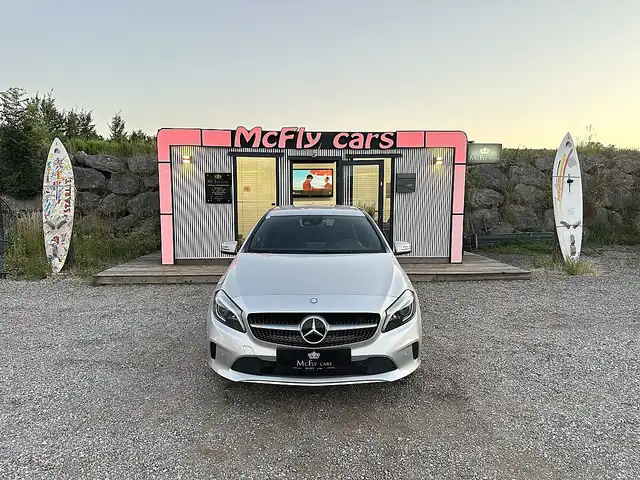 Mercedes-Benz A - AUT.GETR.-TOTWINKEL ASSISTENT - NAVI - TEIL...