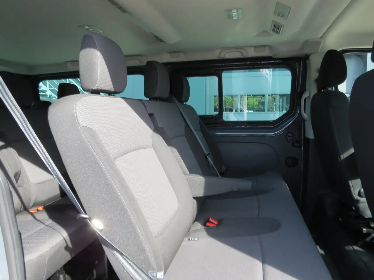 Nissan Primastar Primastar Tekna L2H1 Aut 8 Plaatsen 7