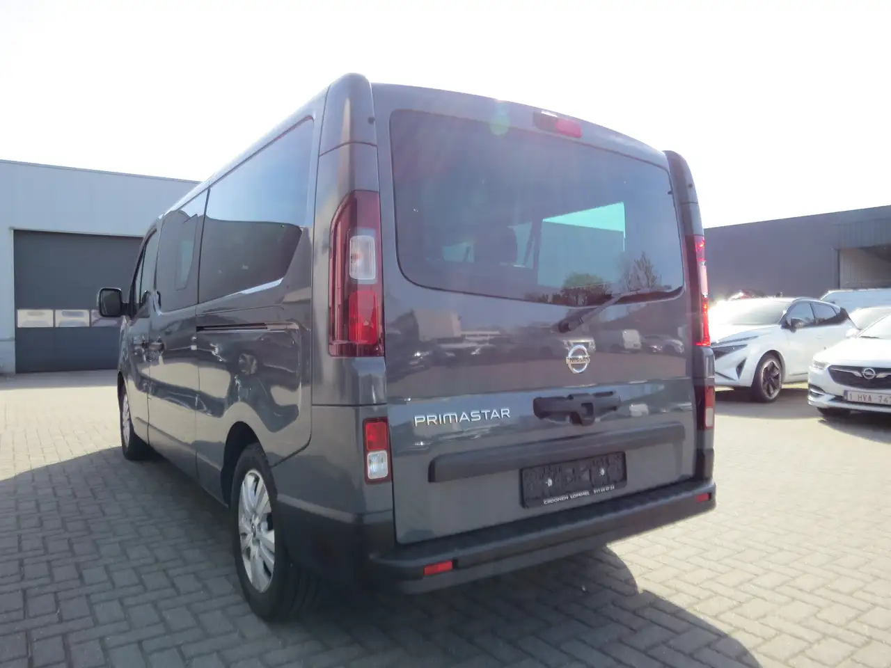 Nissan Primastar Primastar Tekna L2H1 Aut 8 Plaatsen 11