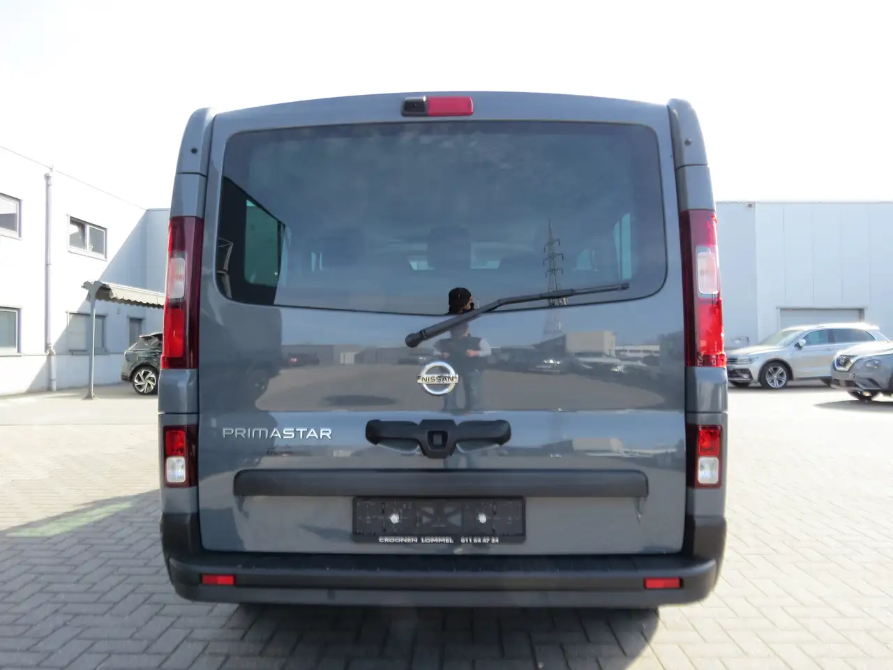 Nissan Primastar Primastar Tekna L2H1 Aut 8 Plaatsen 10