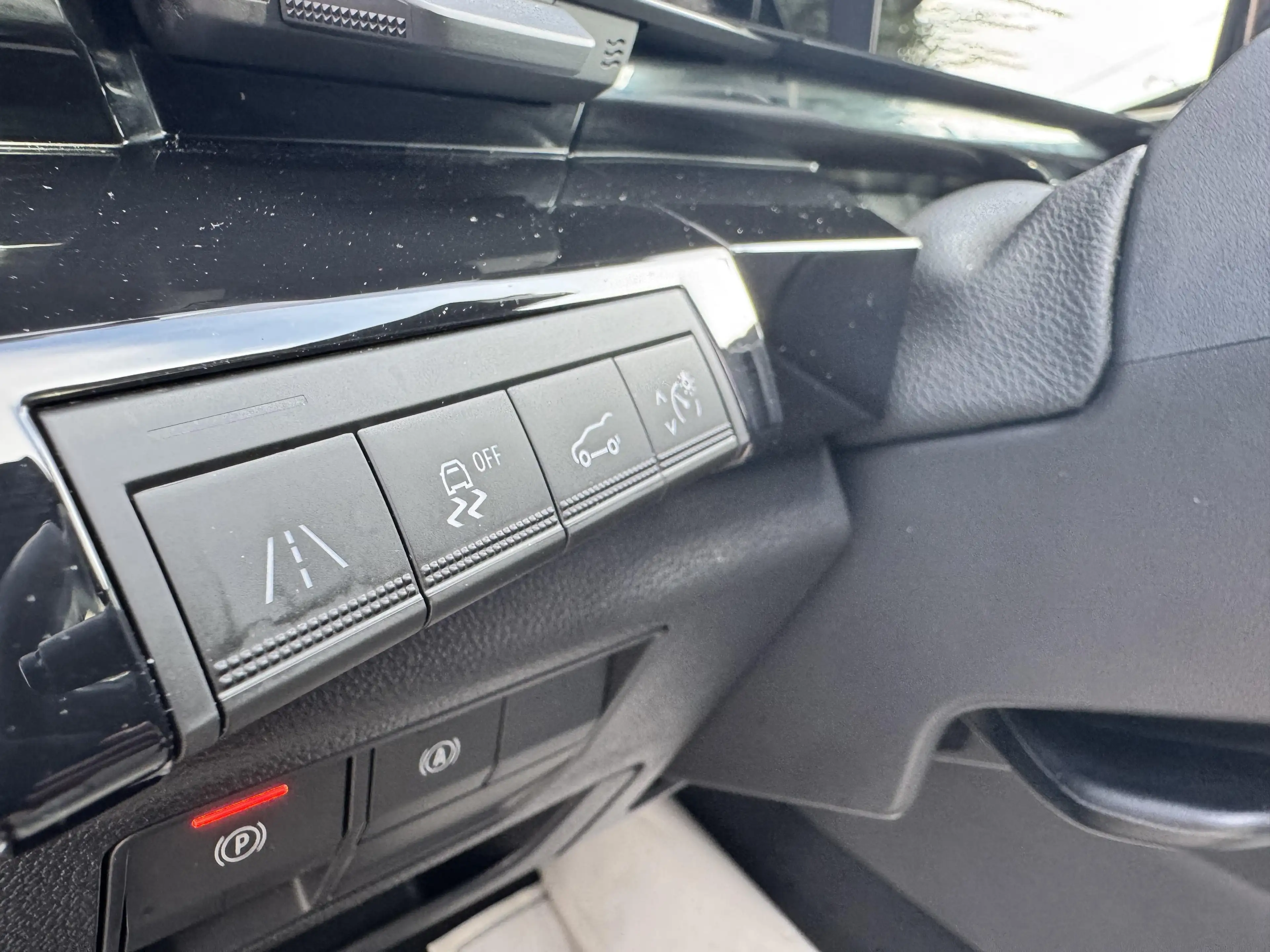 Renault Espace ICONIC Full Hybrid 200 7PL — photo 11