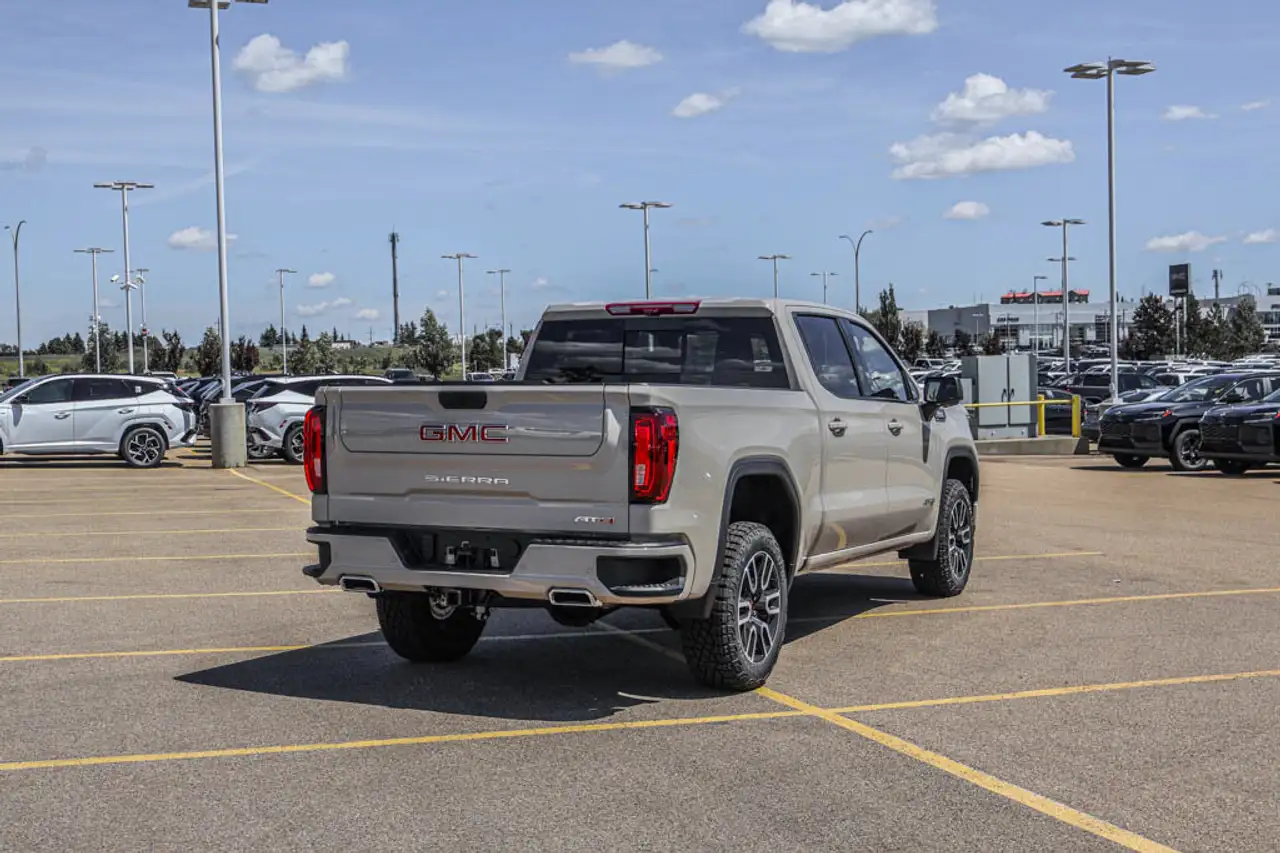 GMC Sierra 1500 снимка GMC Sierra 1500