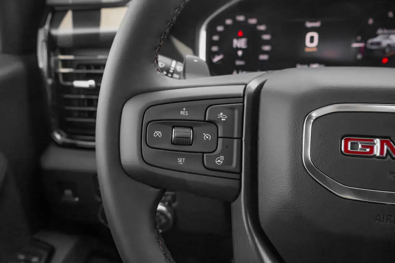 GMC Sierra 1500 снимка GMC Sierra 1500