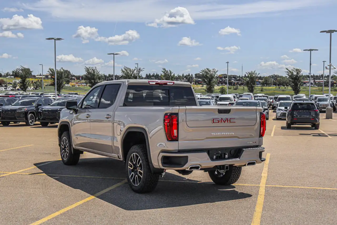 GMC Sierra 1500 снимка GMC Sierra 1500
