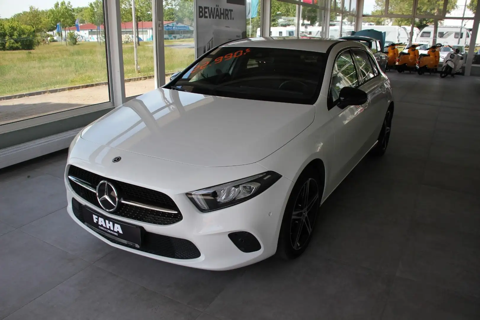 Mercedes-Benz A 200 Progressive Blanc - 1