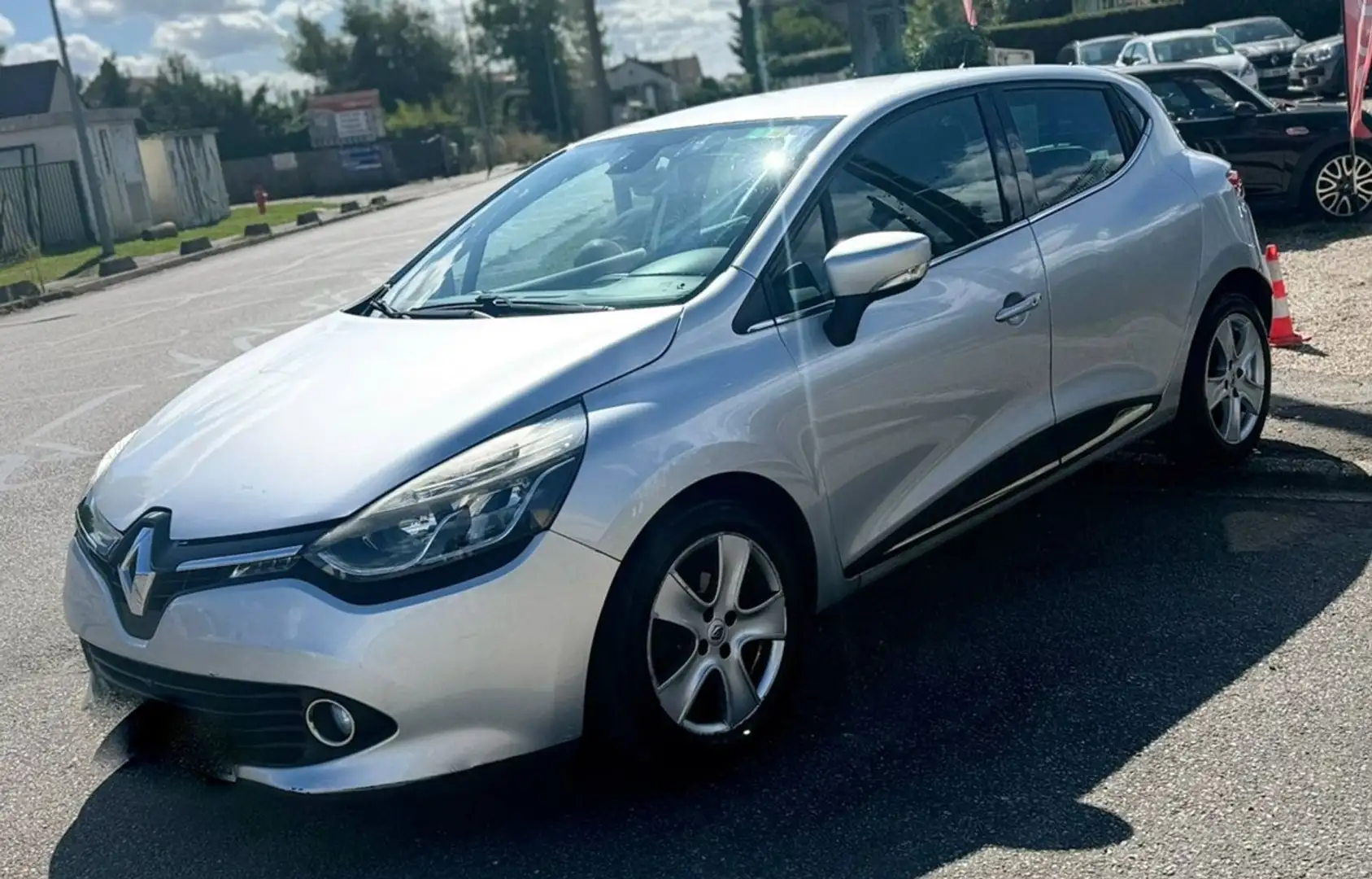 Renault Clio PHASE 1 1.5 DCI 90 CH BVA ENERGY DYNAMIQUE ENTRETIEN COMPLET A JOUR Grijs - 1