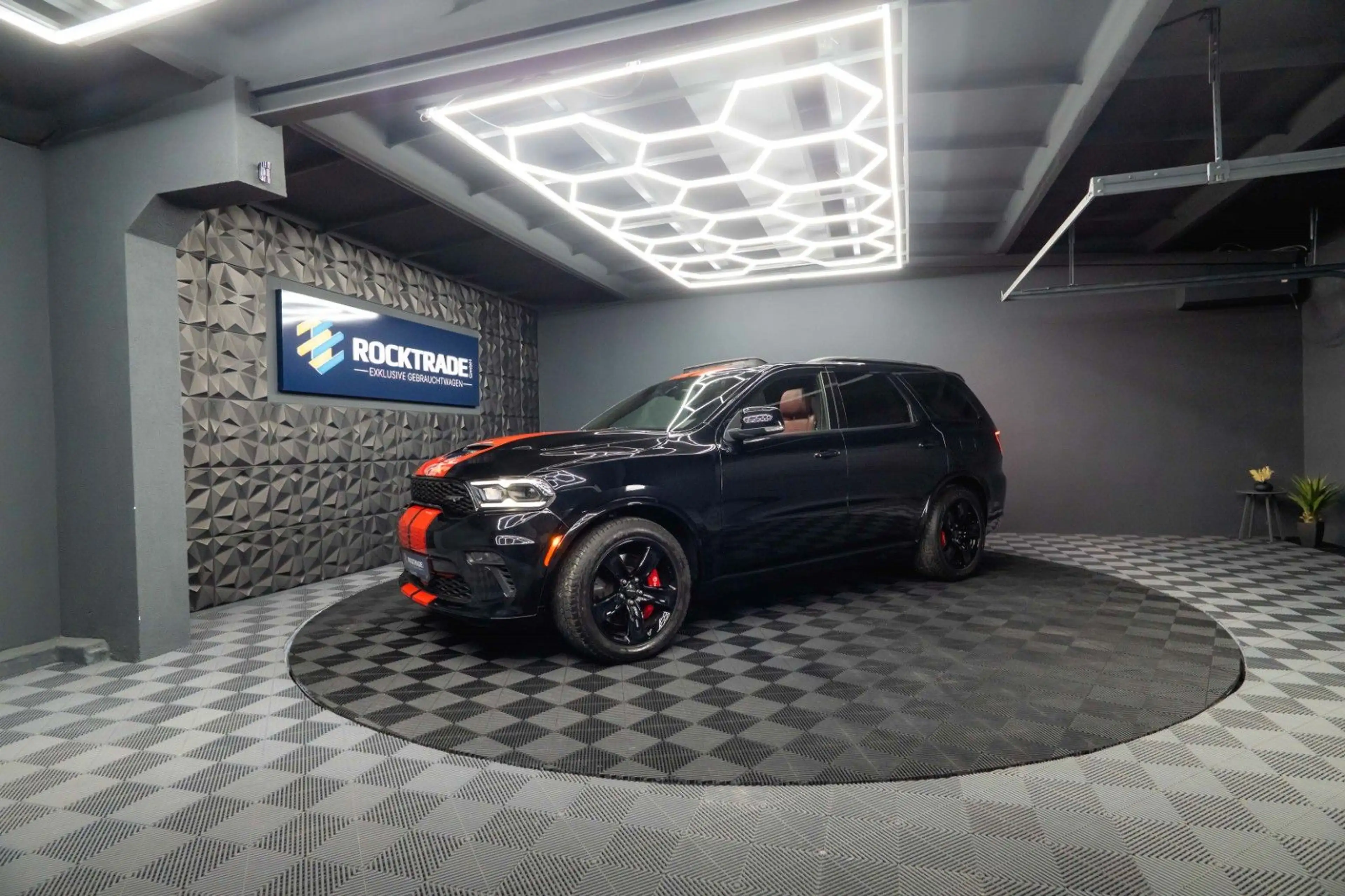 Dodge Durango 6.4 V8 SRT Performance 4x4 Night-Paket — photo 10