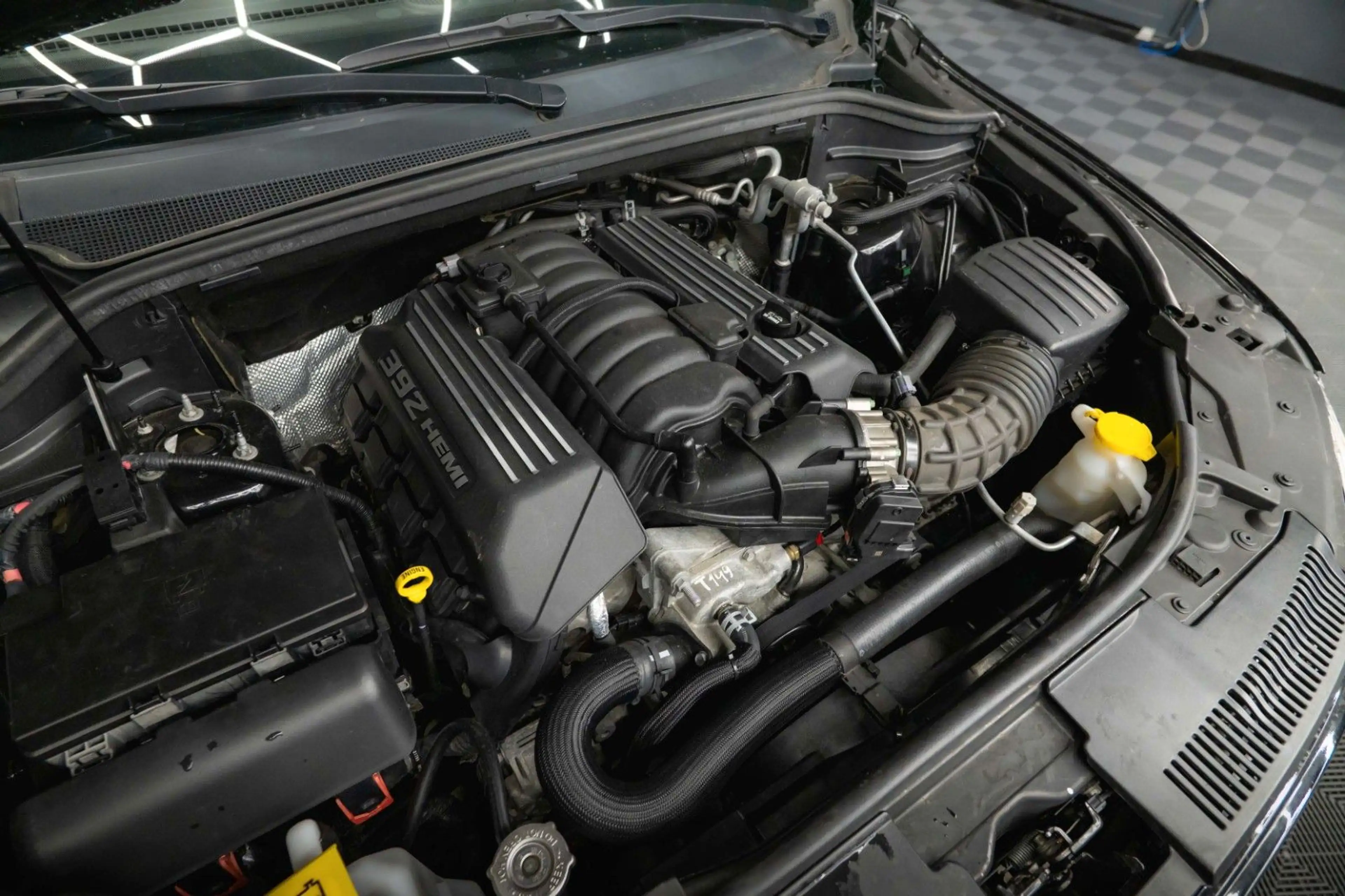 Dodge Durango 6.4 V8 SRT Performance 4x4 Night-Paket — photo 13