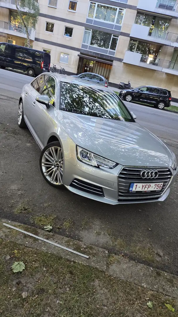 Audi A4 2.0 TFSI ultra S tronic sport - 2