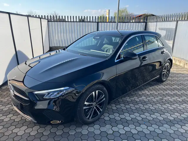 Mercedes-Benz A 180 Classe A180D Advanced auto *KM0, NEOPATENTATI*