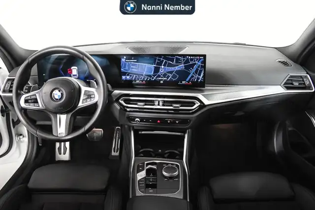 BMW 3 Series view 11