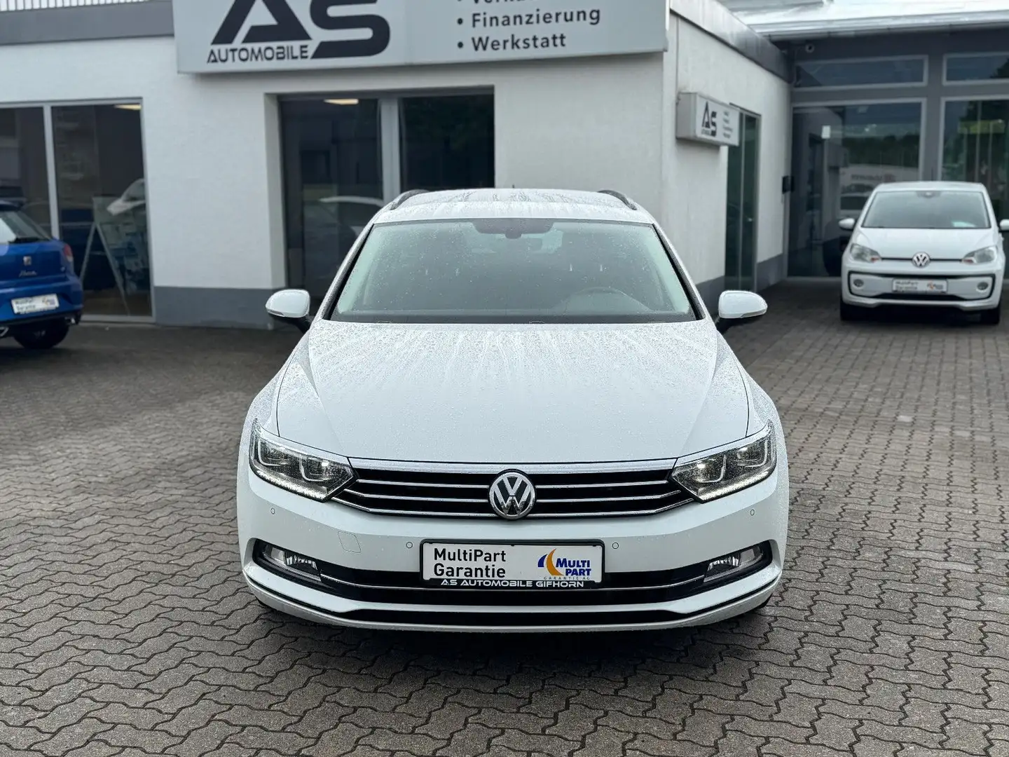 Volkswagen Passat Variant 2.0 TDI Comfortline DSG Navi ACC Blanco - 2