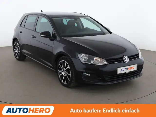 Volkswagen Golf view 8