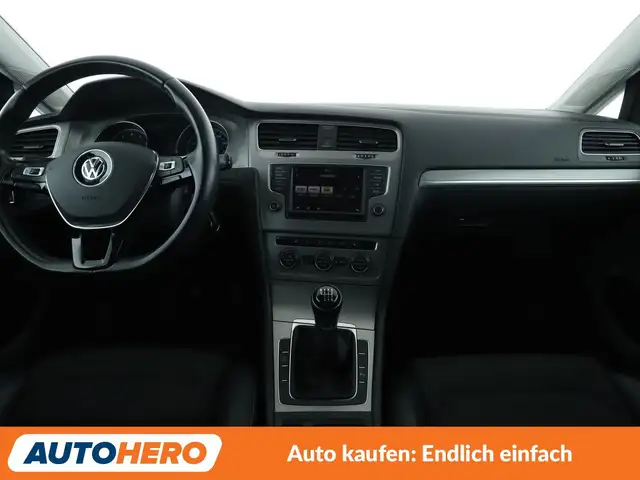 Volkswagen Golf view 12