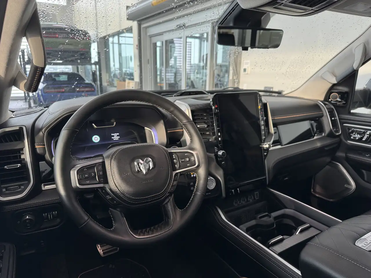 RAM 1500 снимка RAM 1500