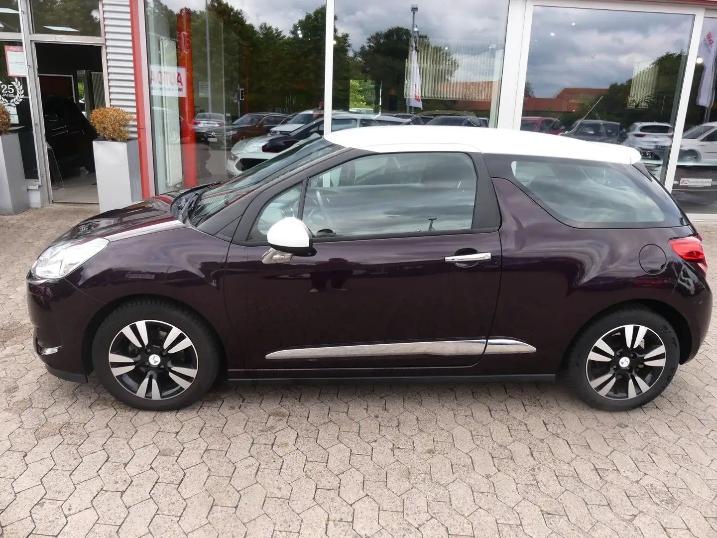 Citroen DS3 So Chic*APP*PDC*Tempomat*Klima*Allwetter Mauve - 2