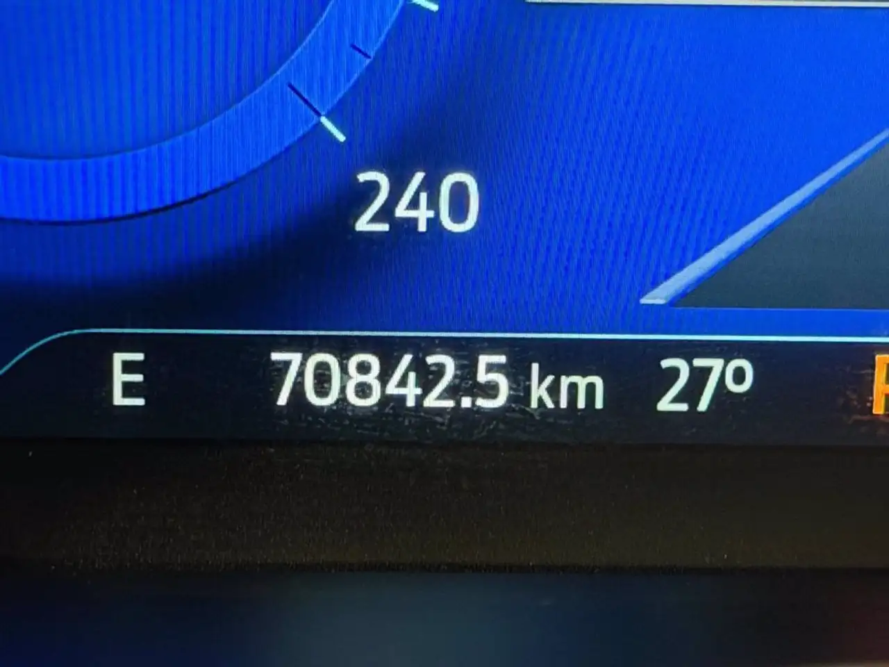 Ford Kuga 2.5 full hybrid st-line 2wd 190cv cvt, миниатюра 17