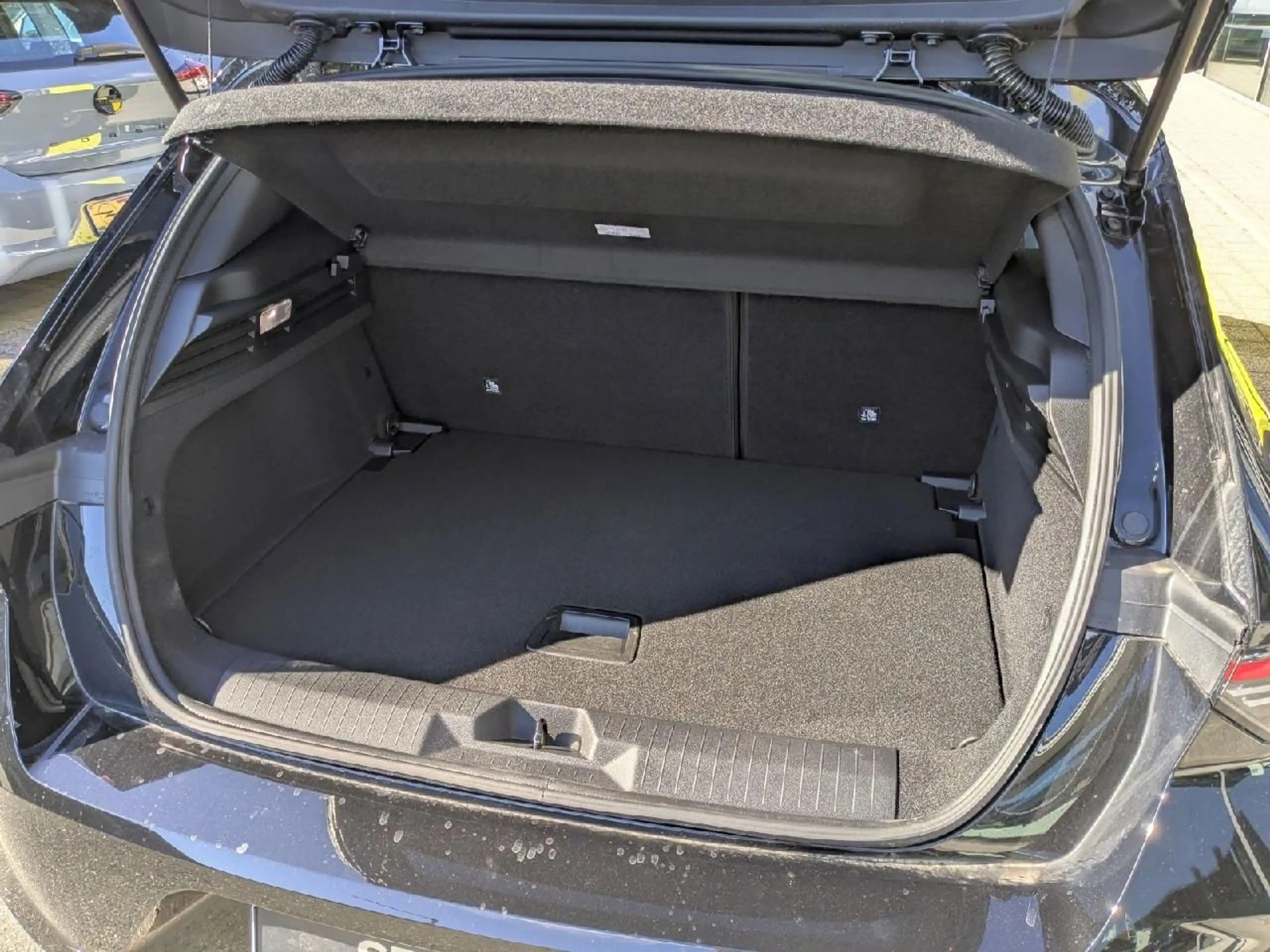 Opel Astra L 1.2 GS **Winterpaket*360° Kamera** — photo 8