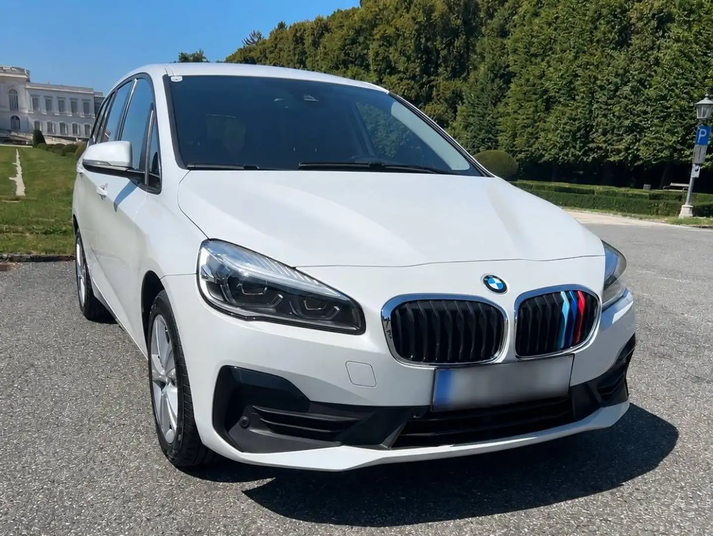BMW 218 218i Gran Tourer Advantage Weiß - 1
