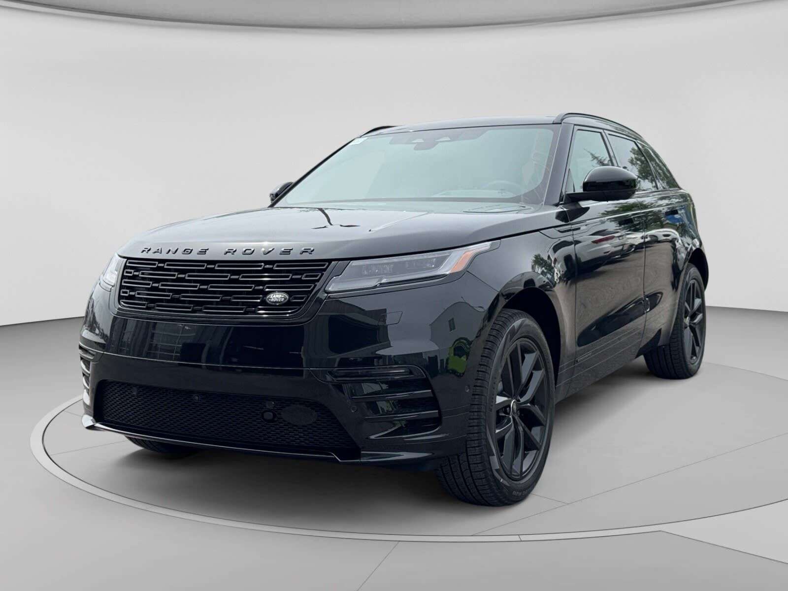 2026 Land Rover Range Rover Velar P250 Dynamic SE - $9,921 IN DEMO SAVINGS!