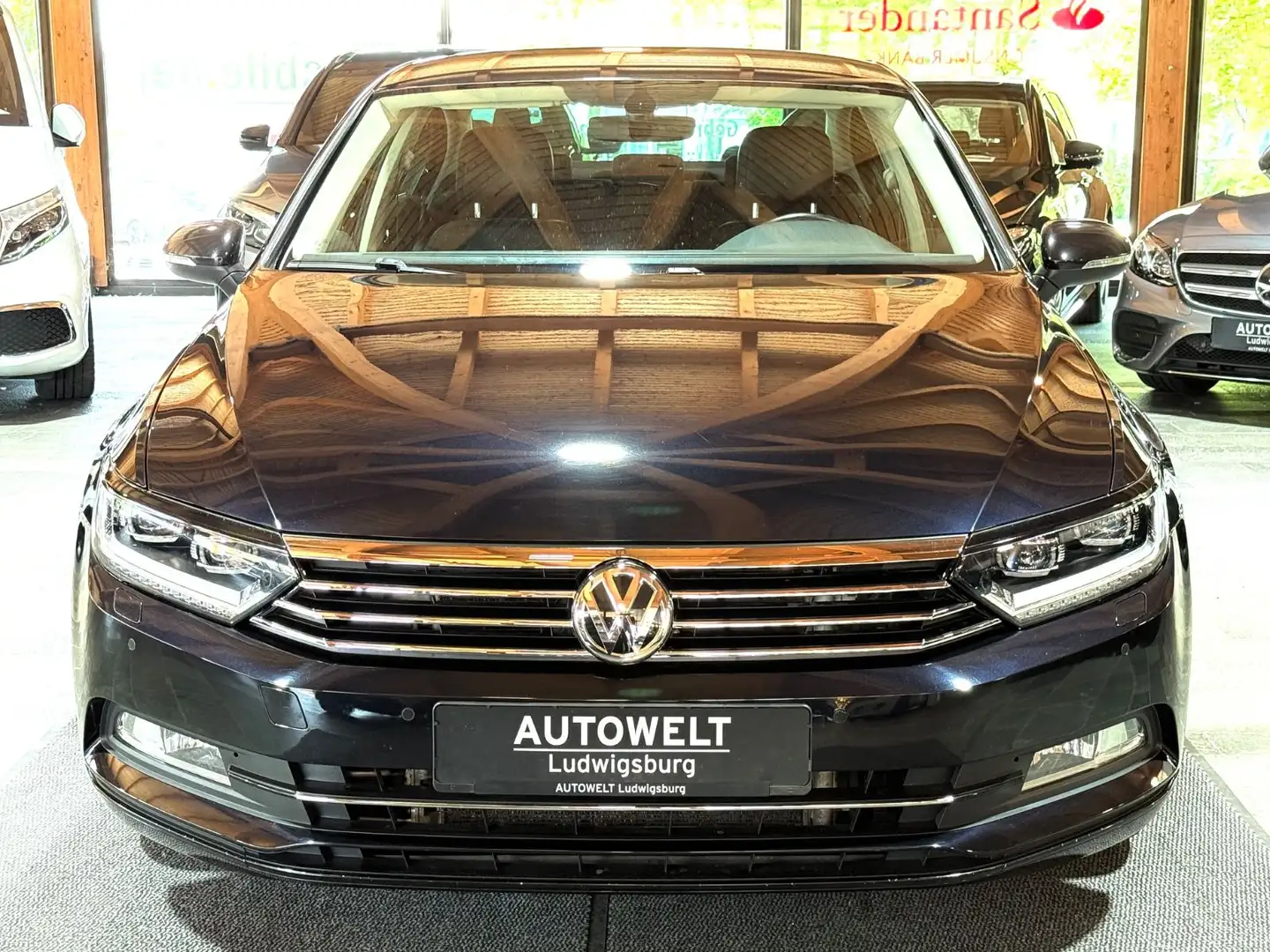Volkswagen Passat Highline 4Motion DSG R-Line Limousine Noir - 2
