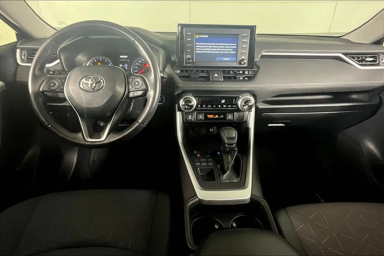 Toyota RAV 4 снимка Toyota RAV 4