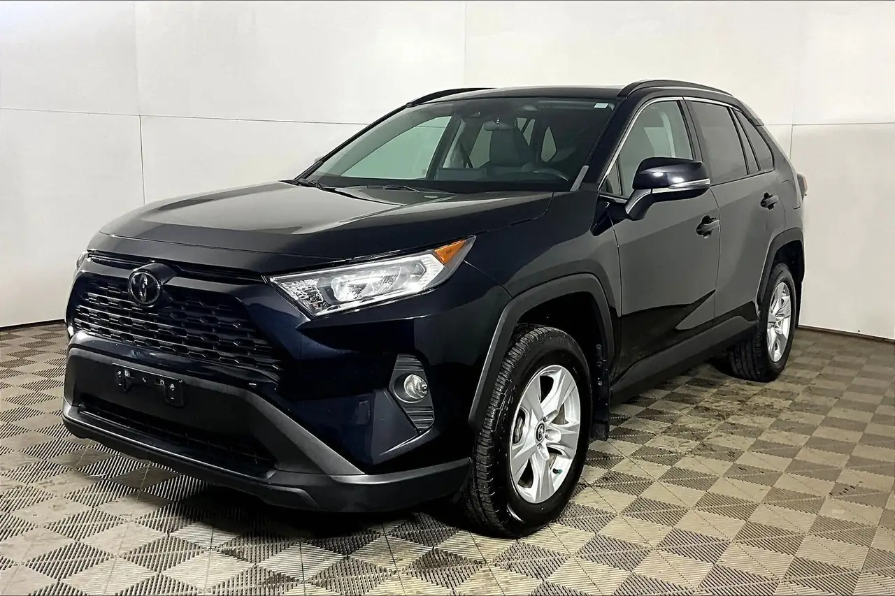 Toyota RAV 4 снимка Toyota RAV 4