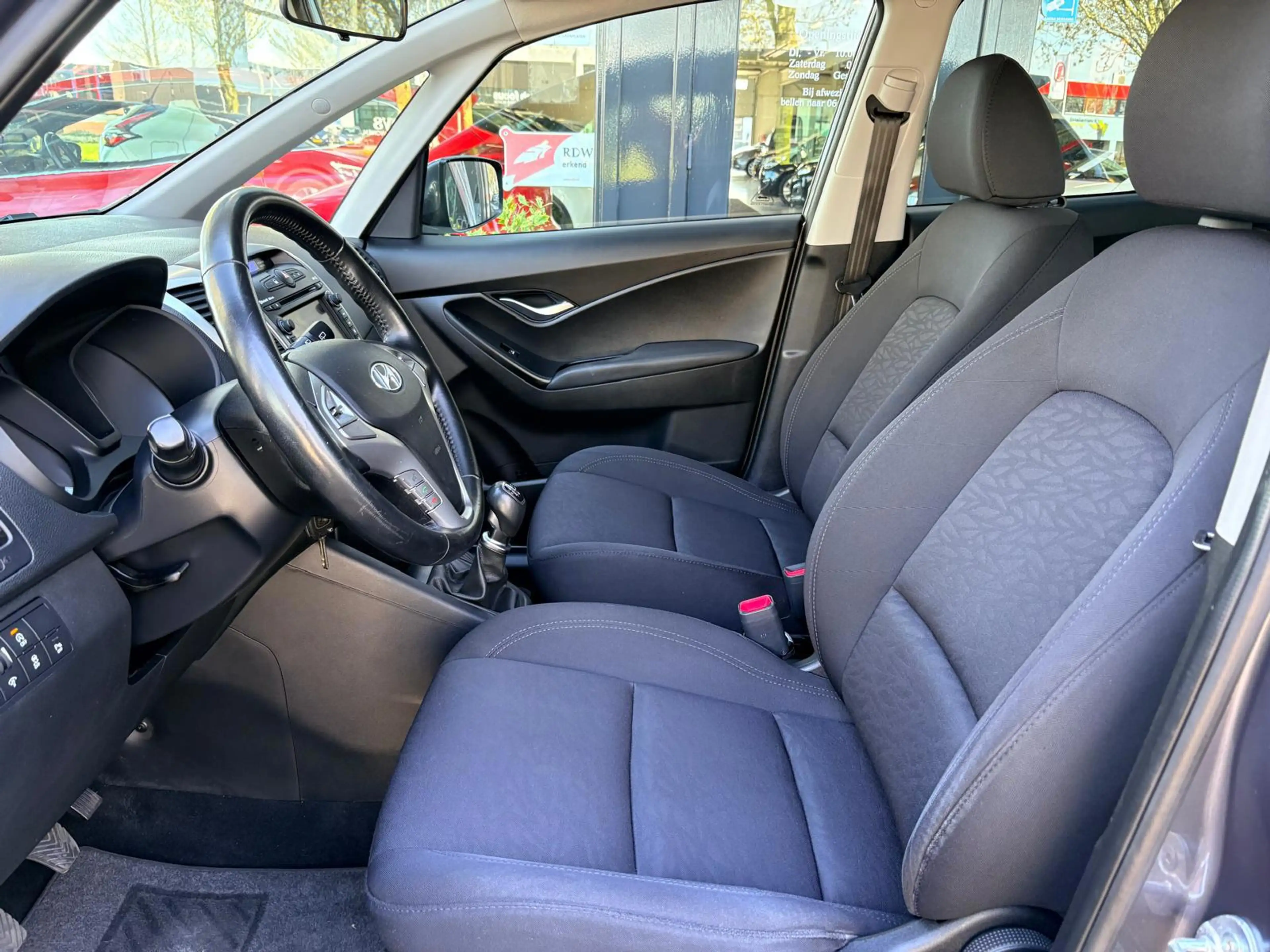 Hyundai iX20 1.4i Go 64Dkm NAP/Airco/Camera/PDC/Navi/Lm-Velg — photo 8