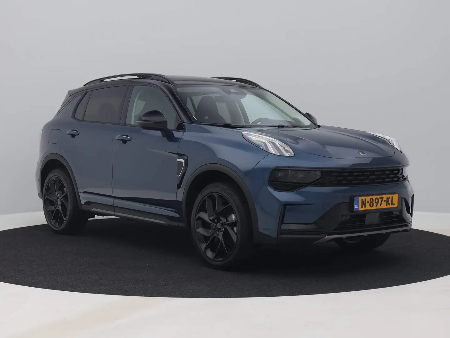 Lynk & Co 01 1.5 Plug-in Hybrid | BLACK | NLD AUTO Blauw - 2