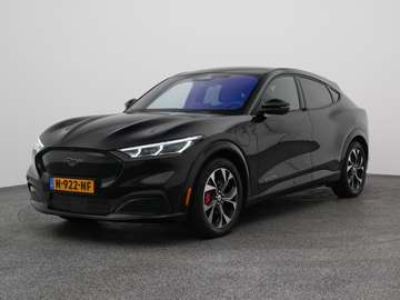 AWD 75 kWh | CAMERA | ADAPTIVE | B&O | KEYLESS | S