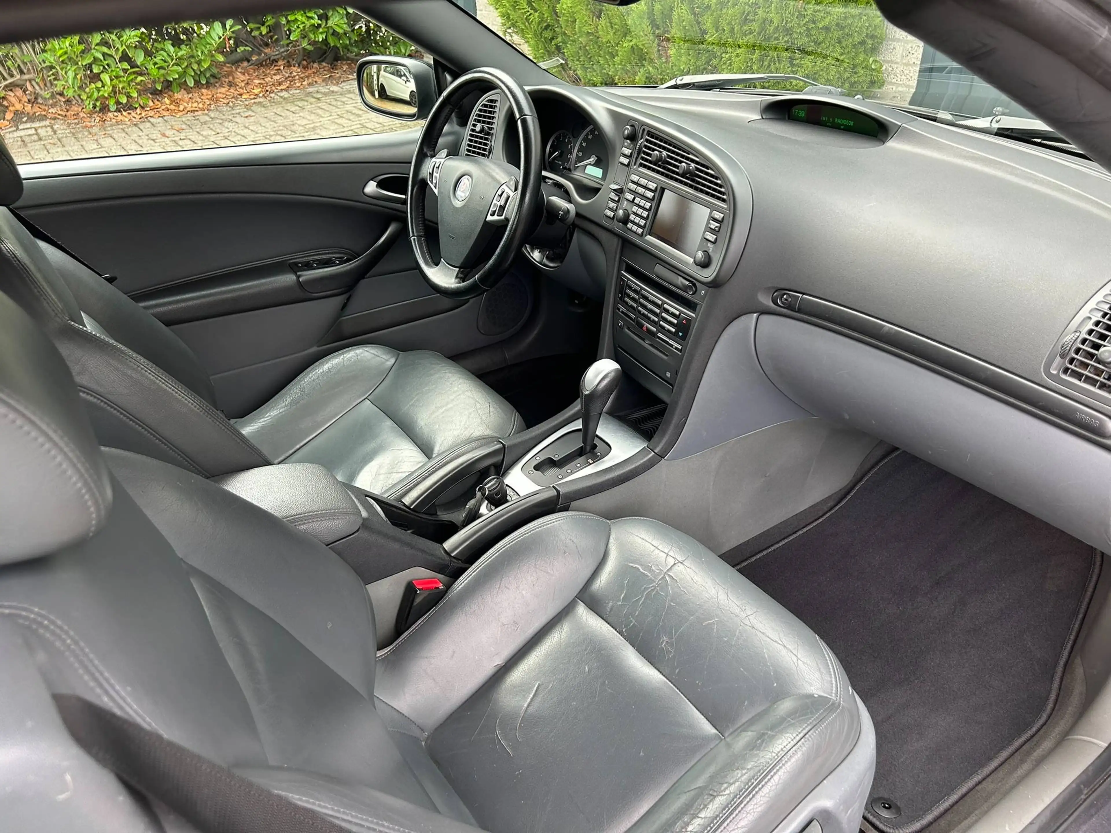 Saab 9-3 2.0t Vector Cabrio AUT Nieuwe Kap Xenon Cruise Airco — photo 12