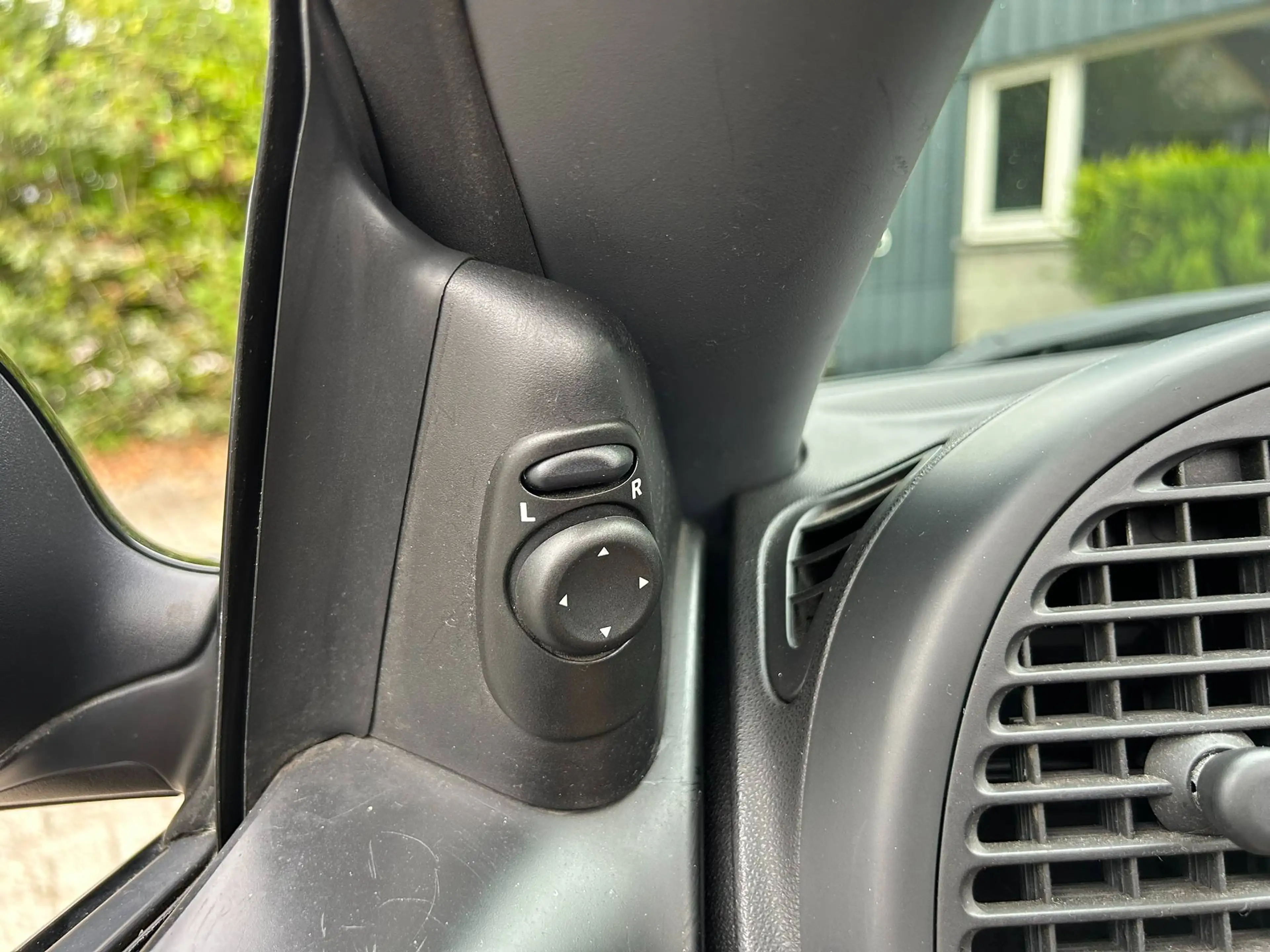 Saab 9-3 2.0t Vector Cabrio AUT Nieuwe Kap Xenon Cruise Airco — photo 14