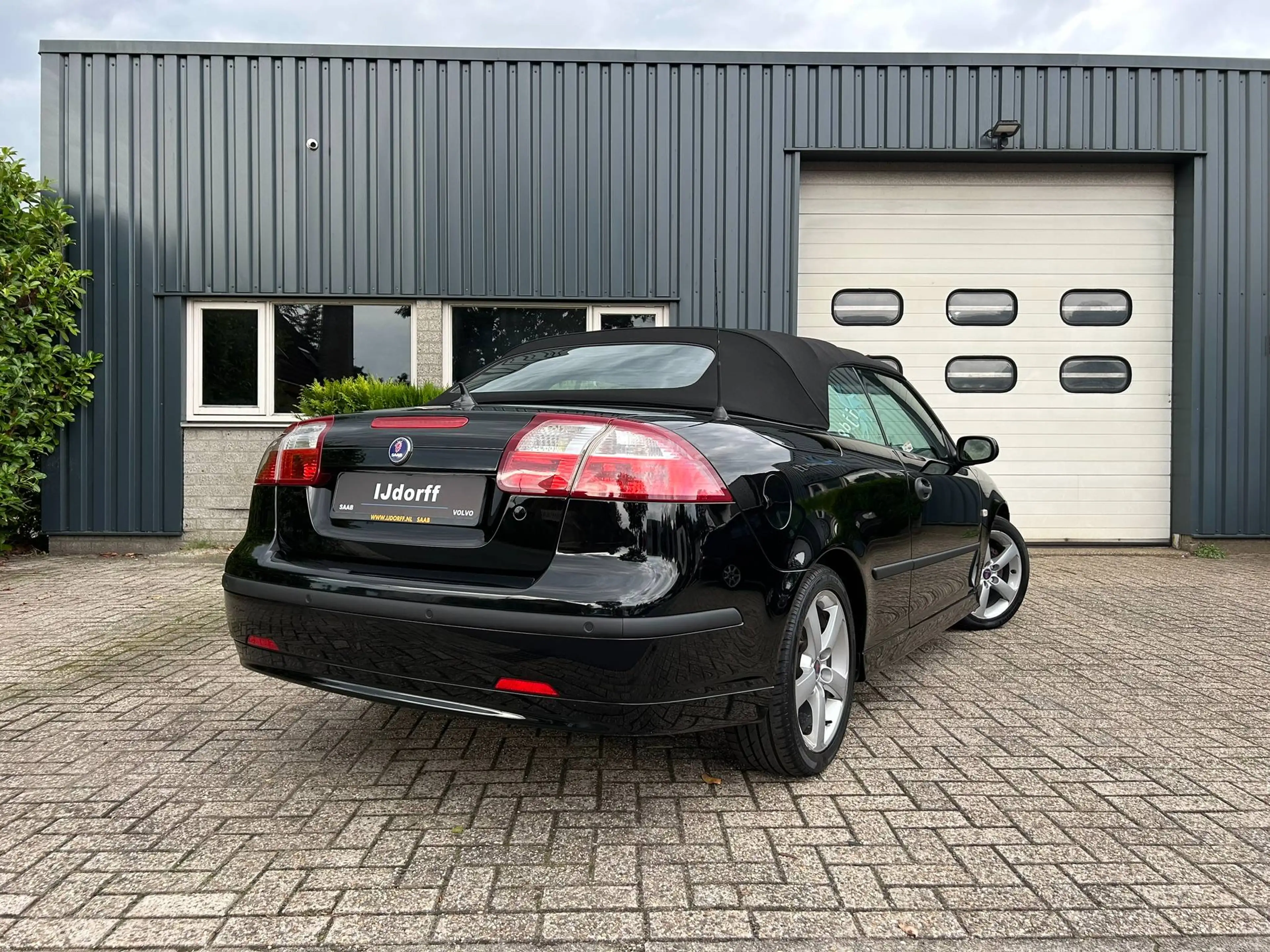 Saab 9-3 2.0t Vector Cabrio AUT Nieuwe Kap Xenon Cruise Airco — photo 4