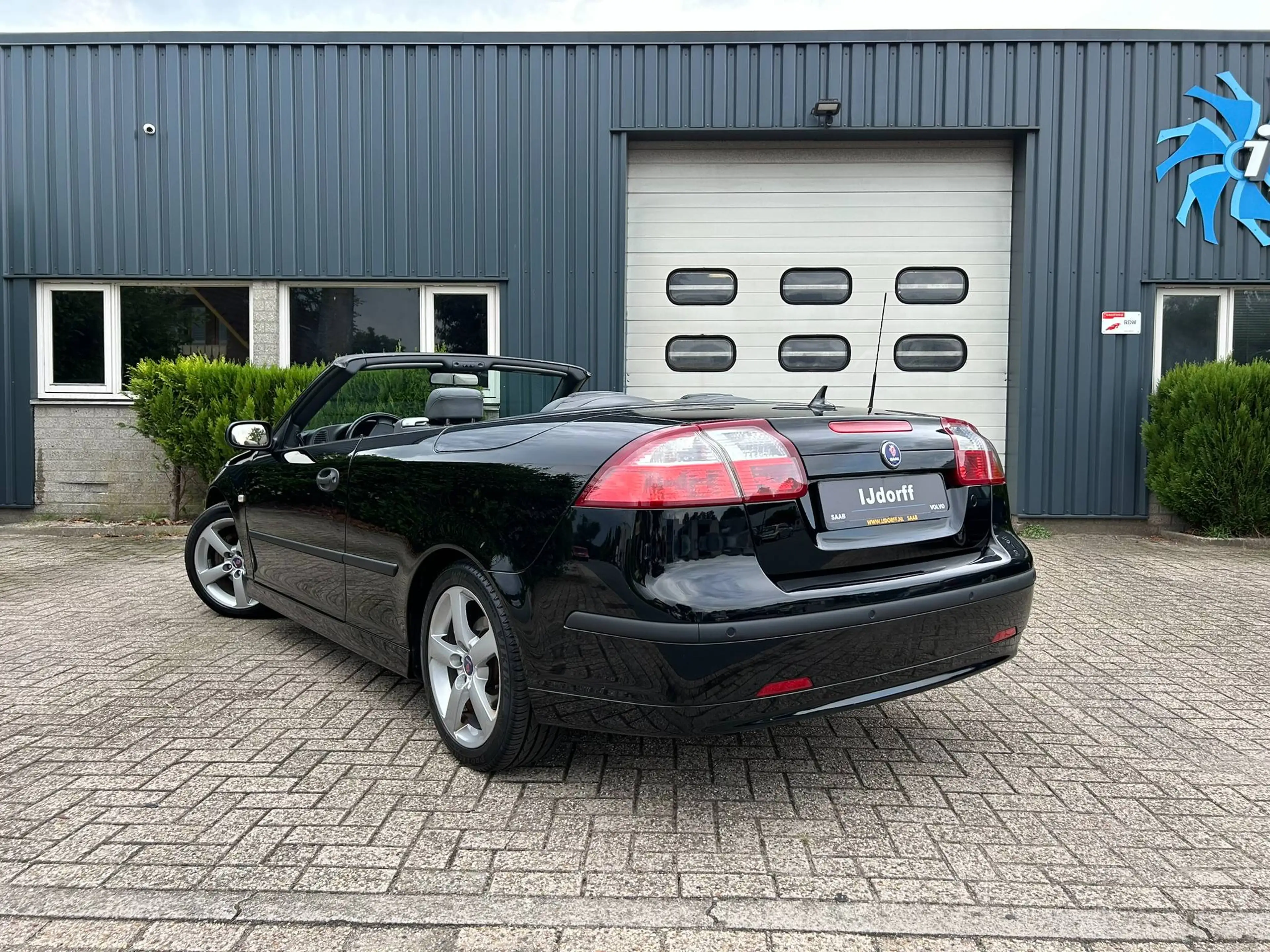 Saab 9-3 2.0t Vector Cabrio AUT Nieuwe Kap Xenon Cruise Airco — photo 9