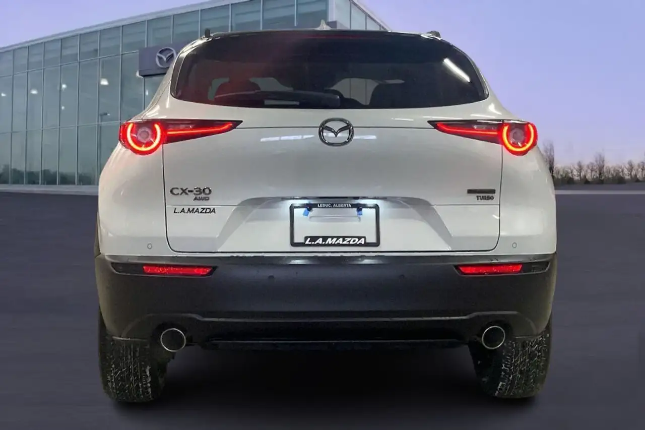 Mazda CX-30 снимка Mazda CX-30