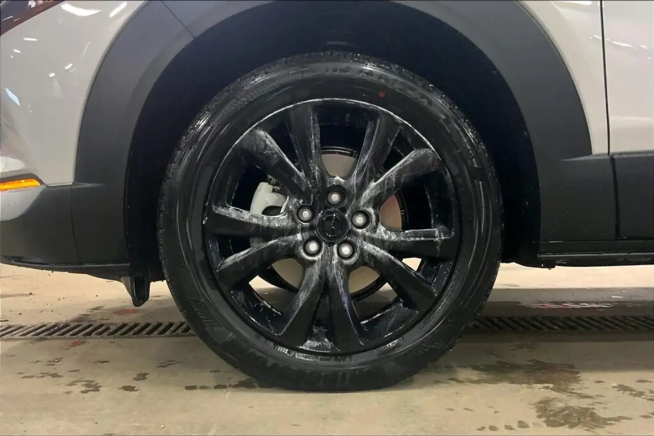 Mazda CX-30 снимка Mazda CX-30