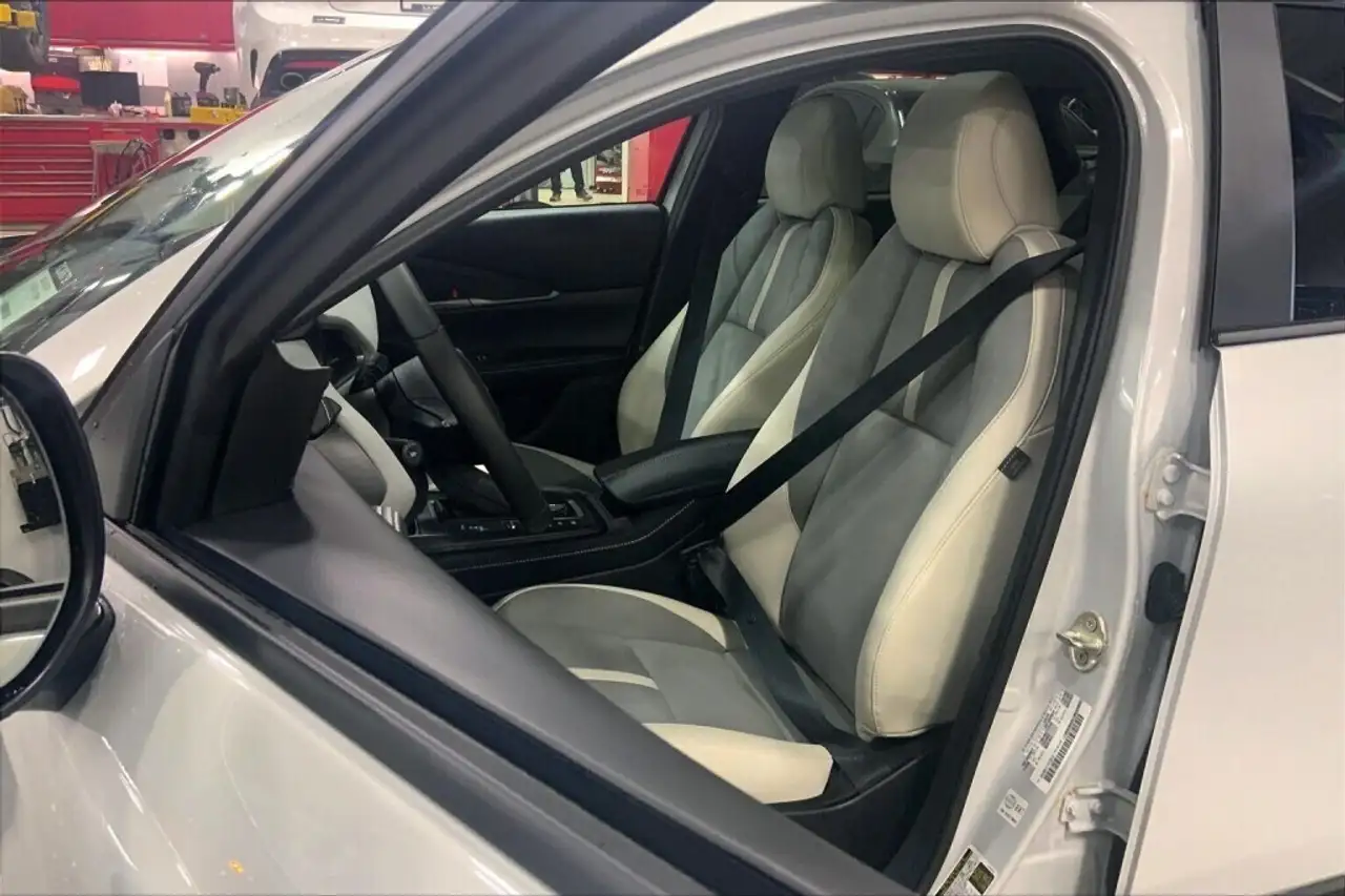 Mazda CX-30 снимка Mazda CX-30