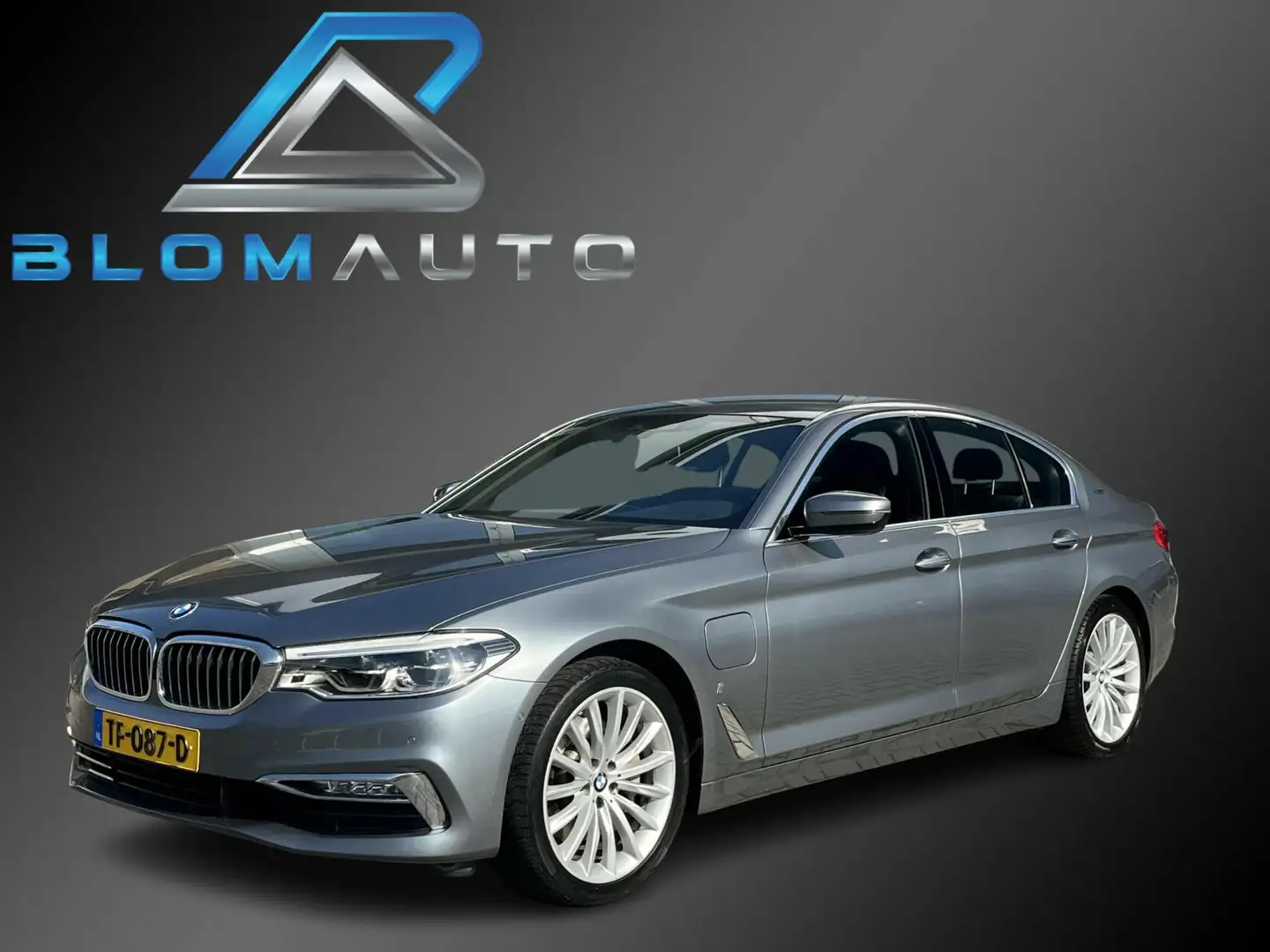 BMW 530 5-serie 530e iPerformance 252PK COMFORT STOELEN+CA Grijs - 1