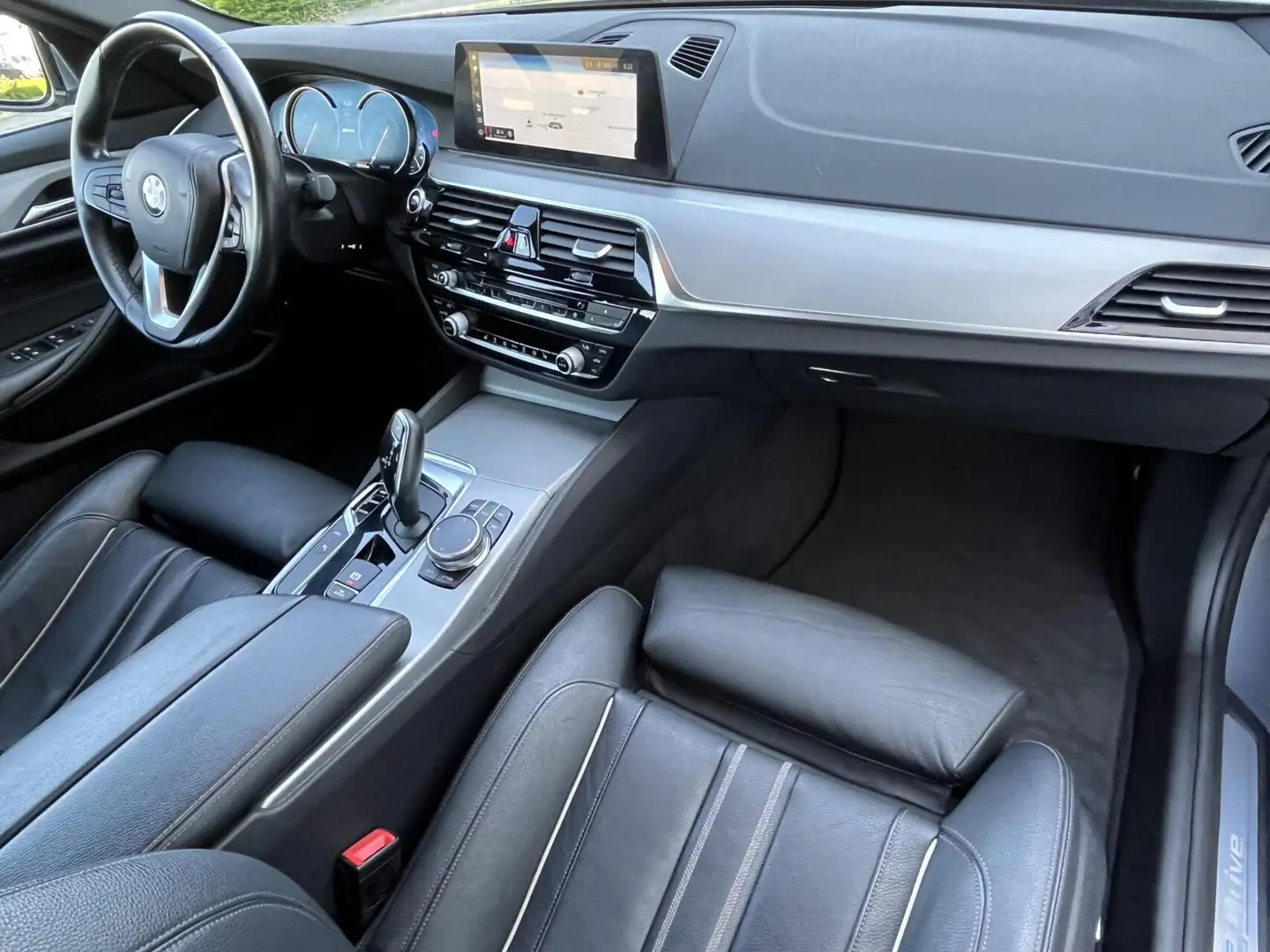 BMW 530 5-serie 530e iPerformance 252PK COMFORT STOELEN+CA Grijs - 2