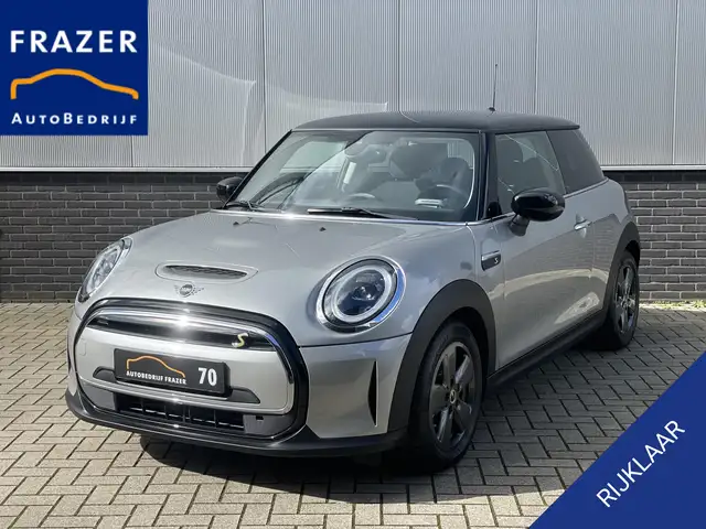 MINI Cooper SE Business